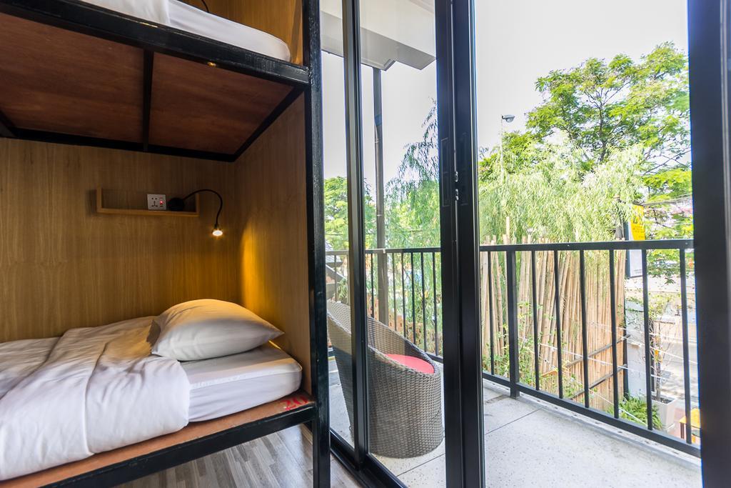 Z'S Hostel At Tha Phae Gate Chiang Mai Exterior photo